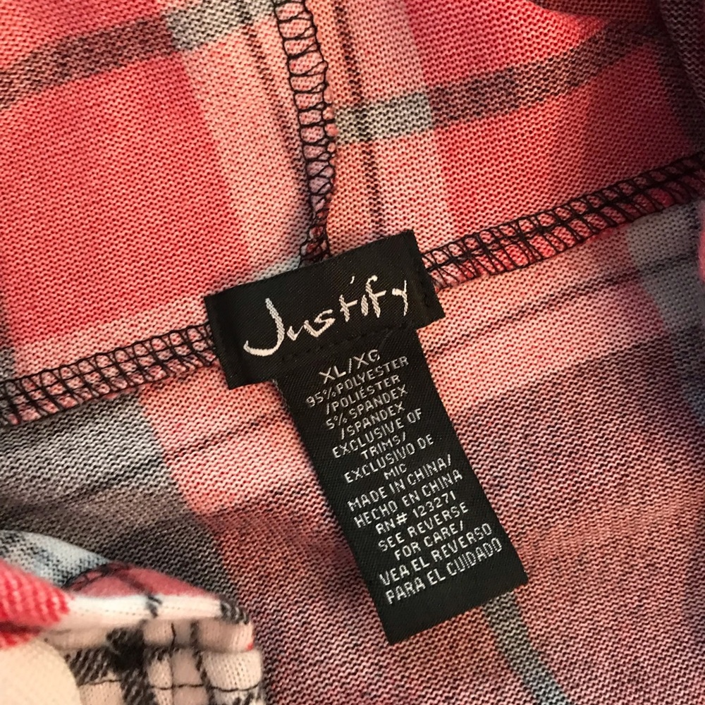 Cardi - Picture 2 of 3